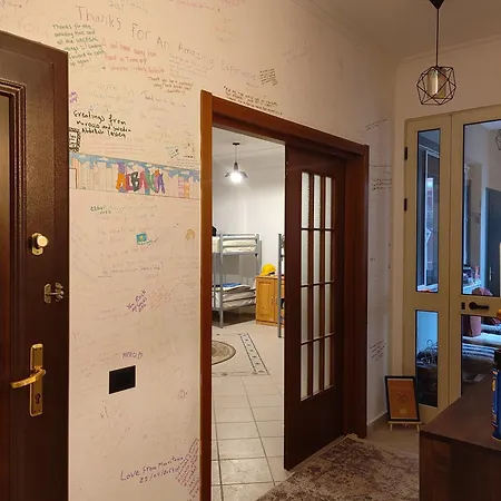 Vandrarhem Nena Semi Tirana